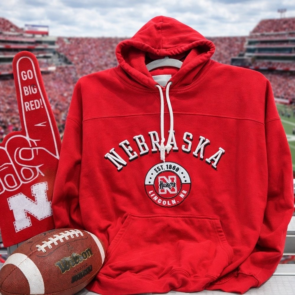 NCAA Nebraska Hoodie Mens XL Red White Huskers Vintage College Sportswear Casual